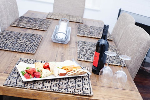 Two Cow Cottage Bed & Breakfast - Surfers Paradise Gold Coast 8