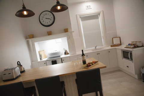 Two Cow Cottage Bed & Breakfast - Surfers Paradise Gold Coast 33