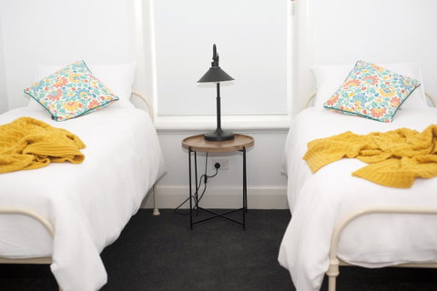 Two Cow Cottage Bed & Breakfast - Surfers Paradise Gold Coast 29