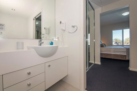 Pacific Blue 278-265 Sandy Pt Rd- Dual Key Access, Wifi, Linen And Air Conditioning - Surfers Paradise Gold Coast 12