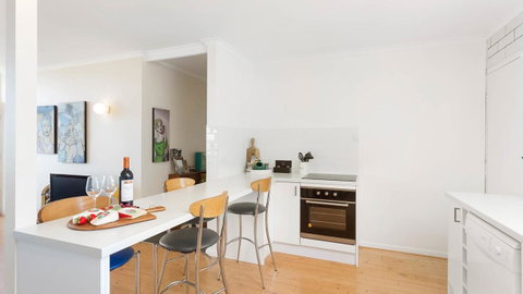 Victor Apartments - Surfers Paradise Gold Coast 17