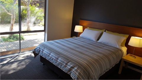 Coorong Waterfront Retreat - Surfers Paradise Gold Coast 2