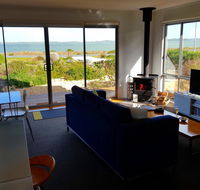 Coorong Waterfront Retreat - Surfers Paradise Gold Coast