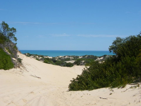 Coorong Waterfront Retreat - Surfers Paradise Gold Coast 23