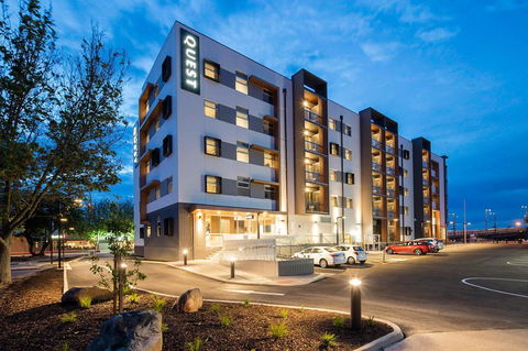 Quest Port Adelaide - Surfers Paradise Gold Coast 0