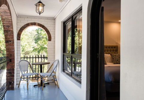 The Manor Basket Range - Surfers Paradise Gold Coast 18