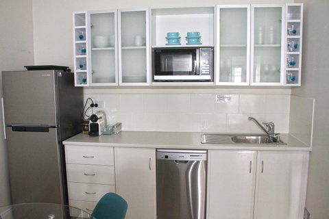 Smugglers Inn Studio Apartments - Surfers Paradise Gold Coast 8