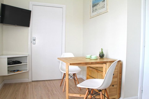 Smugglers Inn Studio Apartments - Surfers Paradise Gold Coast 14