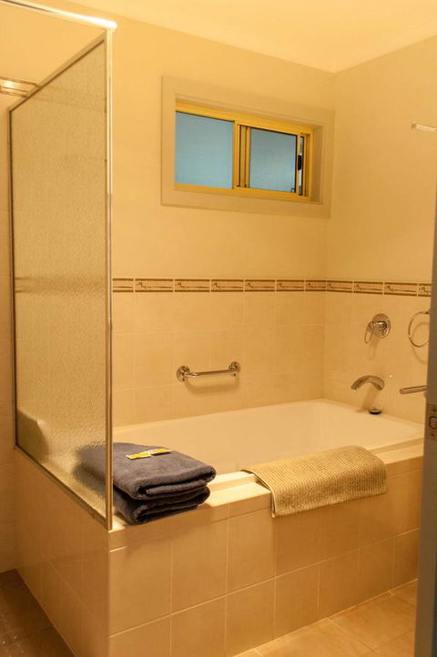 Admirals Inn - Surfers Paradise Gold Coast 10