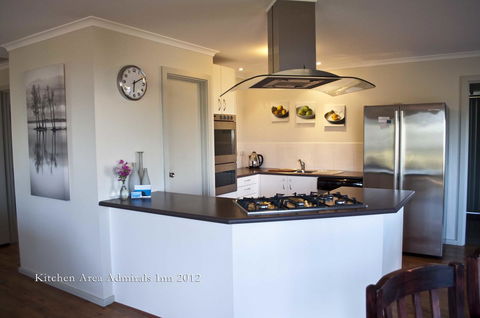 Admirals Inn - Surfers Paradise Gold Coast 0