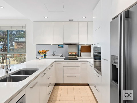Breeze Beachfront Apartment - Surfers Paradise Gold Coast 39