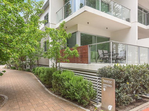 Breeze Beachfront Apartment - Surfers Paradise Gold Coast 41