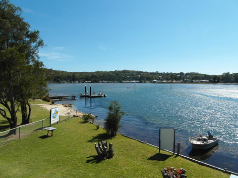 Lake Edge Apartments - Surfers Paradise Gold Coast 3