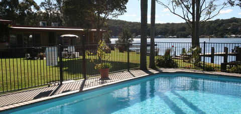 Lake Edge Apartments - Surfers Paradise Gold Coast 20