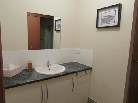 Lazy Days Cottage - Victor Harbor - Surfers Paradise Gold Coast 19