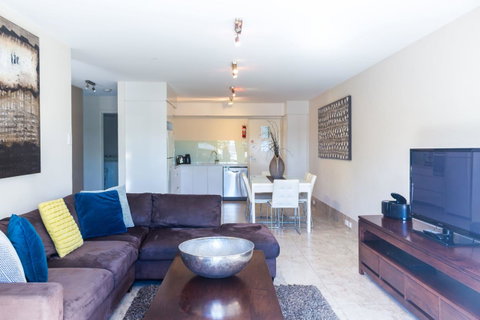 Bayview Beachfront Apartments, In Town Right On The Beach - Surfers Paradise Gold Coast 43
