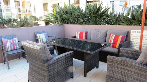 Bayview Beachfront Apartments, In Town Right On The Beach - Surfers Paradise Gold Coast 24