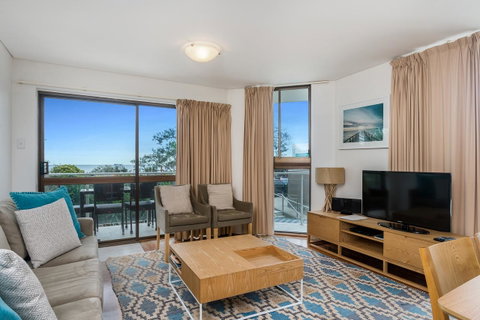 Bayview Beachfront Apartments, In Town Right On The Beach - Surfers Paradise Gold Coast 35