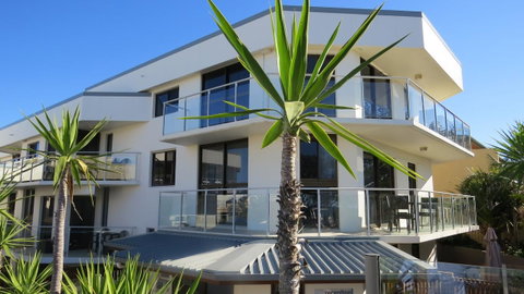 Bayview Beachfront Apartments, In Town Right On The Beach - Surfers Paradise Gold Coast 14