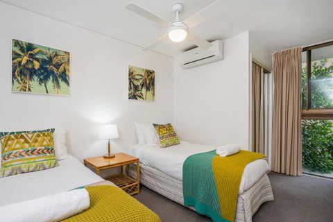 Bayview Beachfront Apartments, In Town Right On The Beach - Surfers Paradise Gold Coast 34