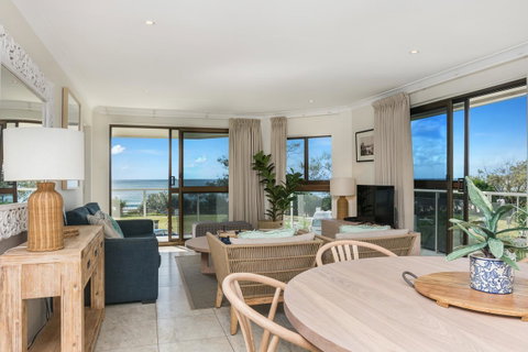 Bayview Beachfront Apartments, In Town Right On The Beach - Surfers Paradise Gold Coast 30