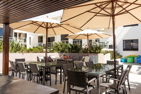 Bayview Beachfront Apartments, In Town Right On The Beach - Surfers Paradise Gold Coast 25