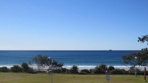 Bayview Beachfront Apartments, In Town Right On The Beach - Surfers Paradise Gold Coast 28