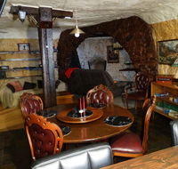 Di's Place - Surfers Paradise Gold Coast