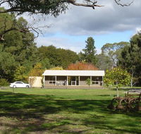 Camawald Coonawarra Cottage BB - Surfers Paradise Gold Coast