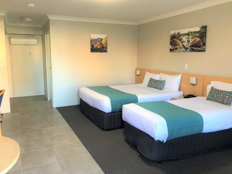 Bathurst Motor Inn - Surfers Paradise Gold Coast 19