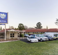 Bathurst Motor Inn - Surfers Paradise Gold Coast