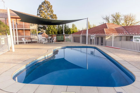 Bathurst Motor Inn - Surfers Paradise Gold Coast 5
