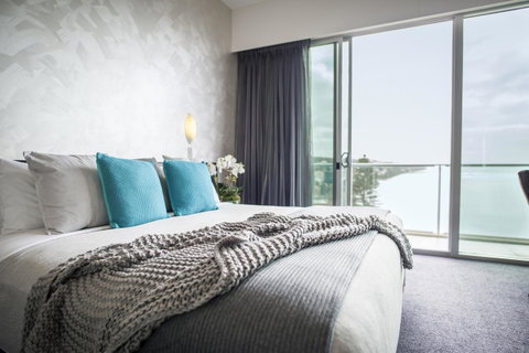 Port Lincoln Hotel - Surfers Paradise Gold Coast 17