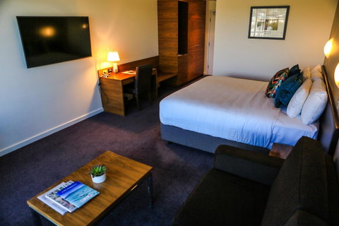 Port Lincoln Hotel - Surfers Paradise Gold Coast 11