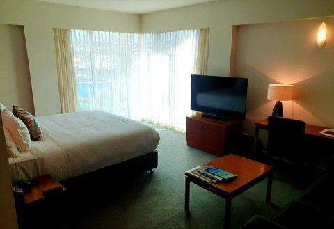 Port Lincoln Hotel - Surfers Paradise Gold Coast 3
