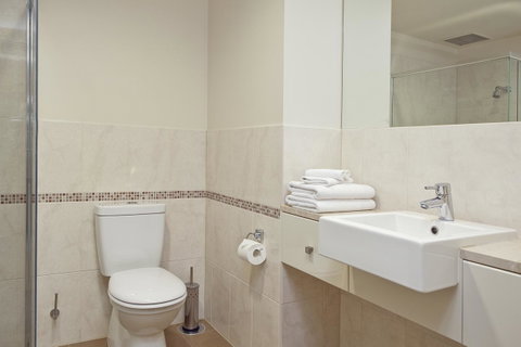 Port Lincoln Hotel - Surfers Paradise Gold Coast 19