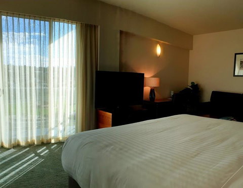 Port Lincoln Hotel - Surfers Paradise Gold Coast 2