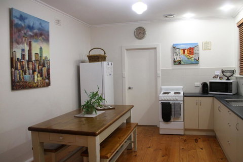 Grace Cottage - Surfers Paradise Gold Coast 8