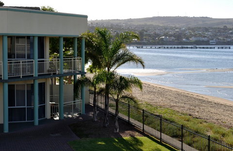 Hilton Beachfront Motel - Surfers Paradise Gold Coast 40