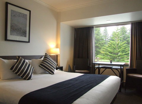 Nightcap At Hotel Victor - Surfers Paradise Gold Coast 14