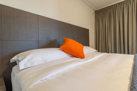 Mick O\'Sheas - Surfers Paradise Gold Coast 30
