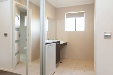 Mick O\'Sheas - Surfers Paradise Gold Coast 3