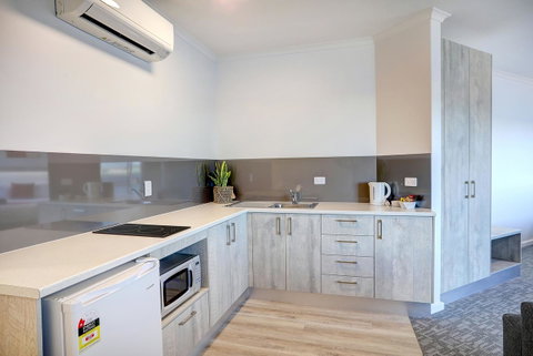 Limani Motel - Surfers Paradise Gold Coast 13