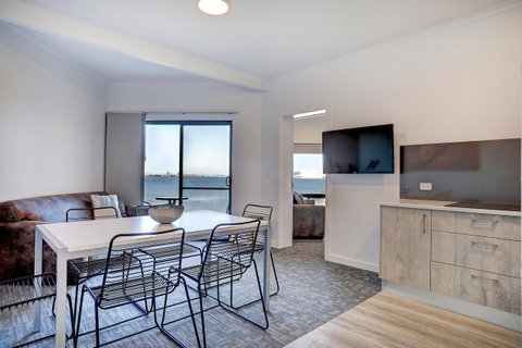 Limani Motel - Surfers Paradise Gold Coast 2