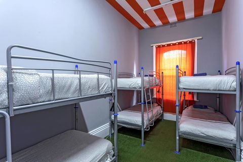 Tequila Sunrise Hostel Adelaide - Surfers Paradise Gold Coast 11