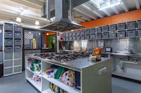 Tequila Sunrise Hostel Adelaide - Surfers Paradise Gold Coast 10