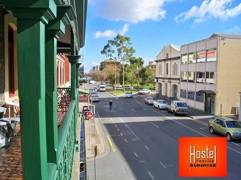 Tequila Sunrise Hostel Adelaide - Surfers Paradise Gold Coast 6