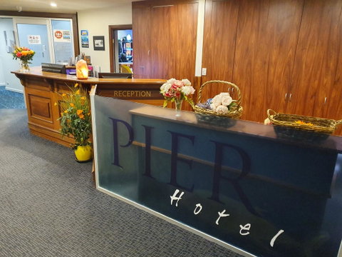 Pier Hotel Port Lincoln - Surfers Paradise Gold Coast 1