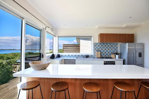 Culburra Beachhouse - Surfers Paradise Gold Coast 13