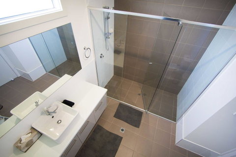Villa Serra - Surfers Paradise Gold Coast 7